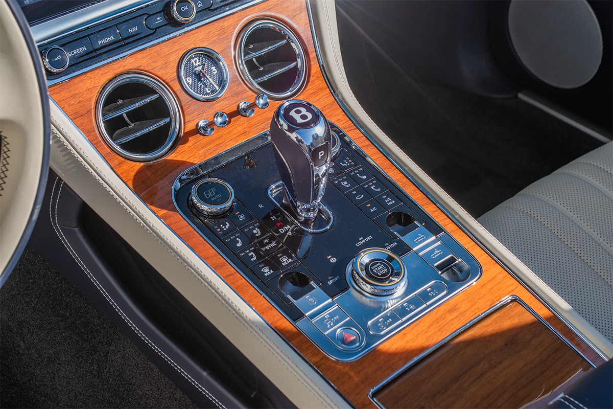 2021 Bentley Continental GT V8 Convertible Image 13