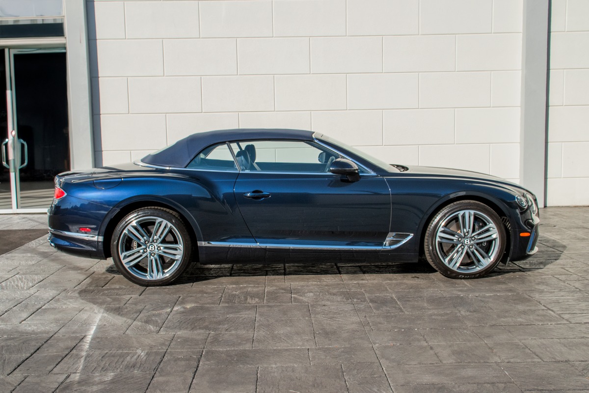 2021 Bentley Continental GT V8 Convertible Image 23