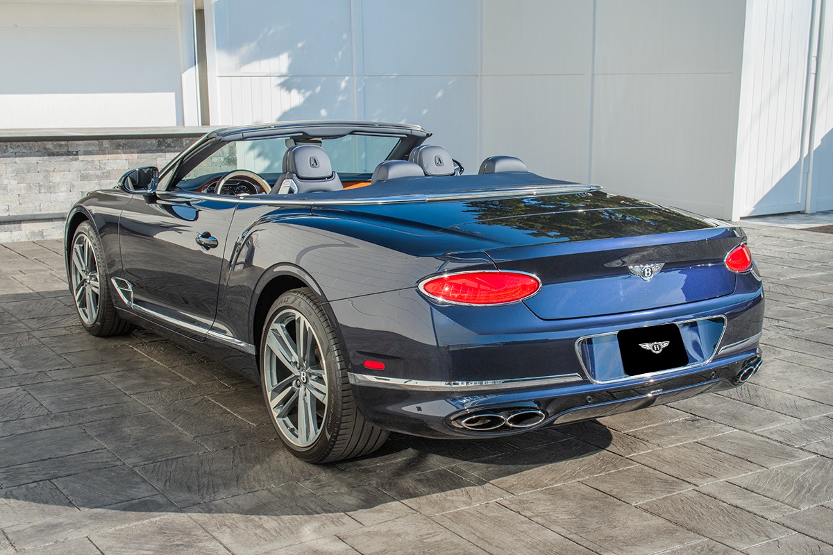 2021 Bentley Continental GT V8 Convertible Image 3