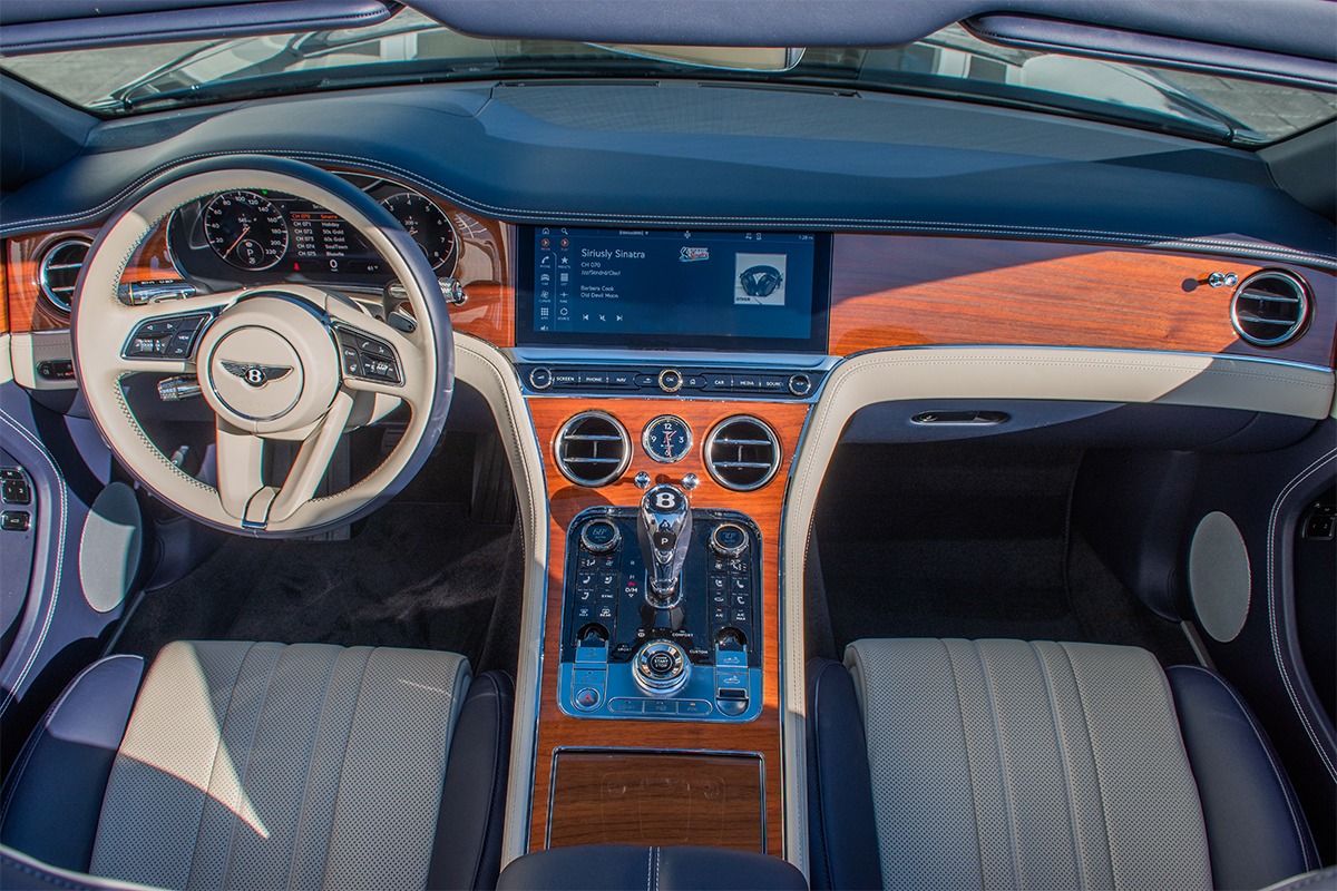 2021 Bentley Continental GT V8 Convertible Image 4
