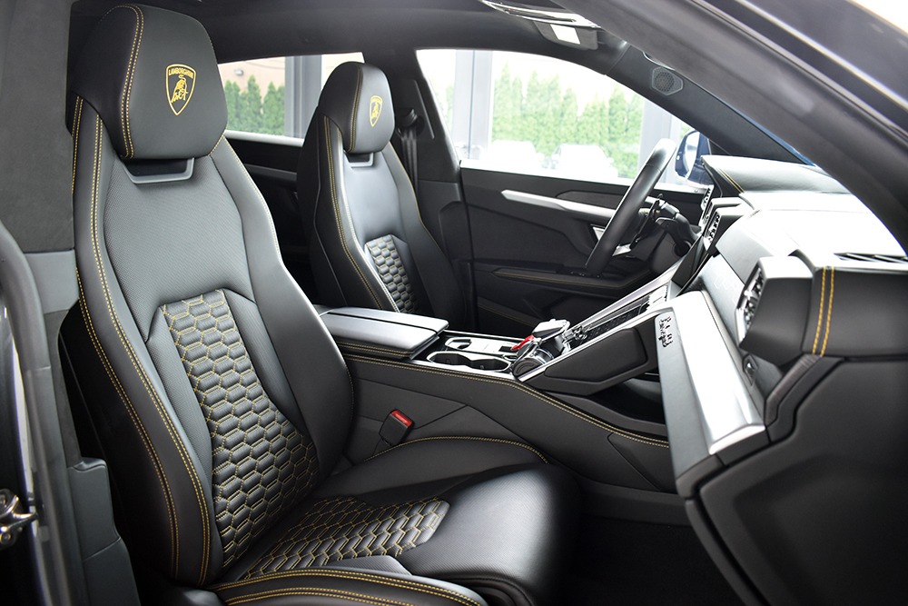 2019 Lamborghini Urus Image 4