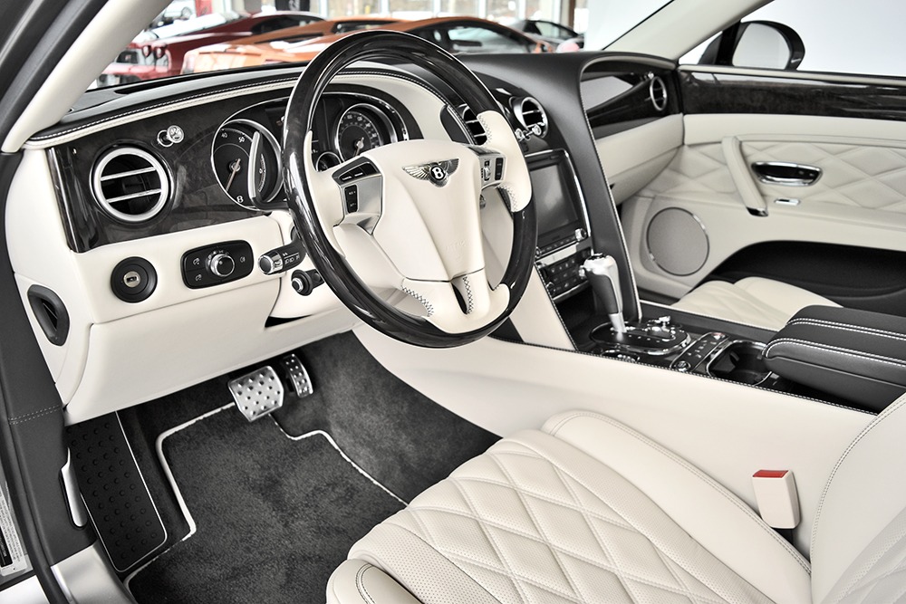 2016 Bentley Flying Spur Image 3