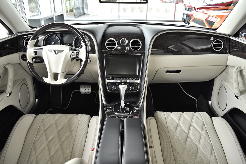 2016 Bentley Flying Spur Image 4