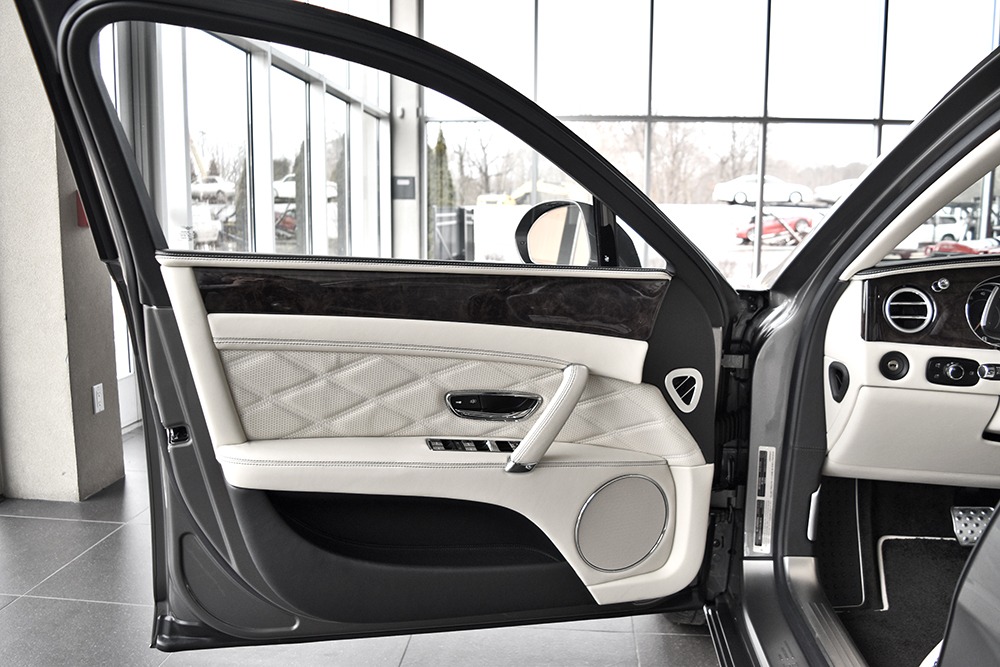 2016 Bentley Flying Spur Image 6