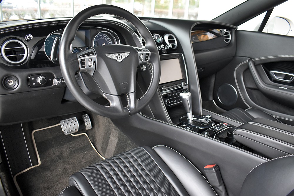 2016 Bentley Continental GT V8 Convertible Image 3