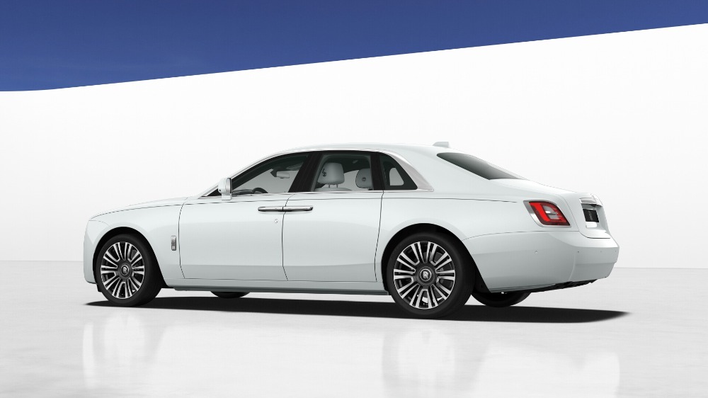 2021 Rolls-Royce Ghost Image 2