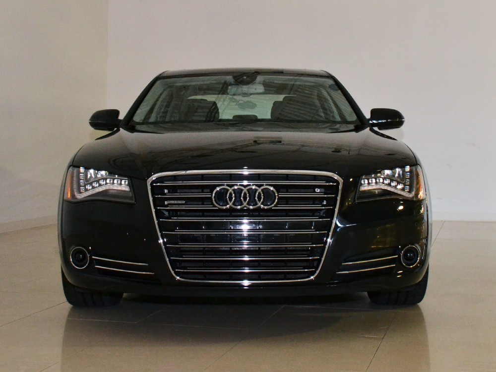 2011 Audi A8 Image 6