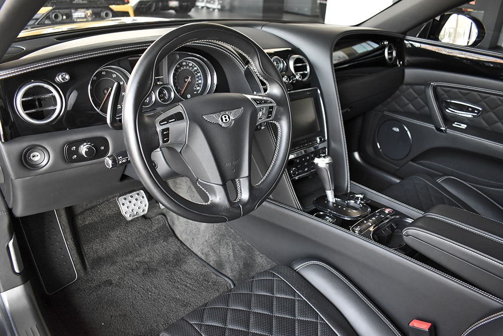 2017 Bentley Flying Spur V8 S Image 3