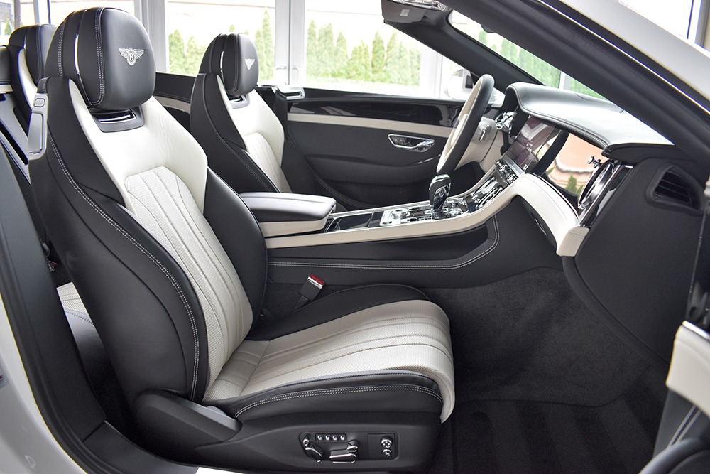 2021 Bentley Continental GT V8 Convertible Image 5