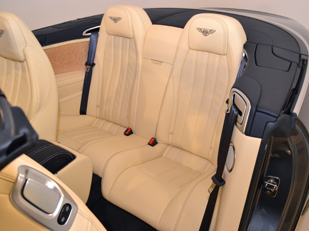 2012 Bentley Continental GT Convertible Image 23