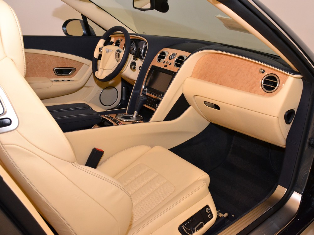 2012 Bentley Continental GT Convertible Image 24