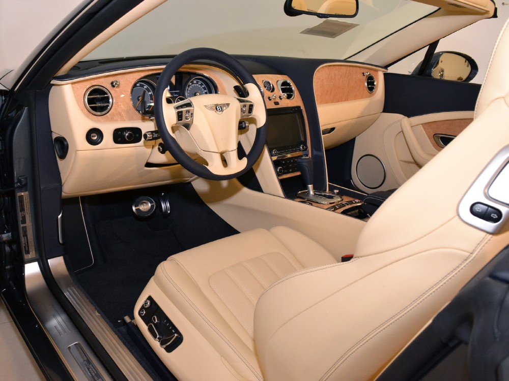 2012 Bentley Continental GT Convertible Image 3