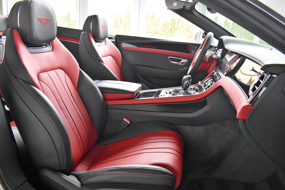 2021 Bentley Continental GT V8 Convertible Image 5