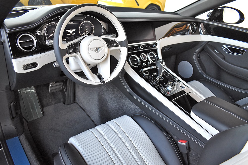 2021 Bentley Continental GT V8 Convertible Image 4
