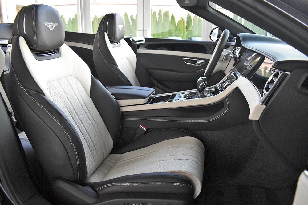 2021 Bentley Continental GT V8 Convertible Image 5