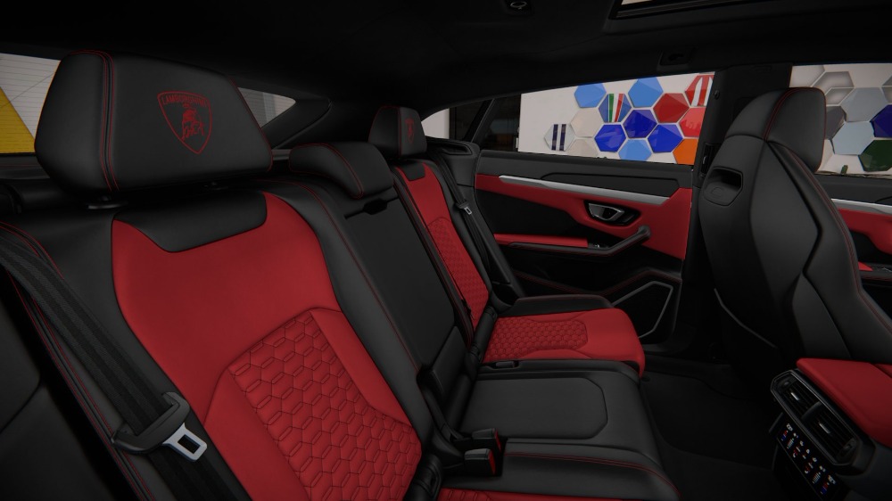 2021 Lamborghini Urus Image 7