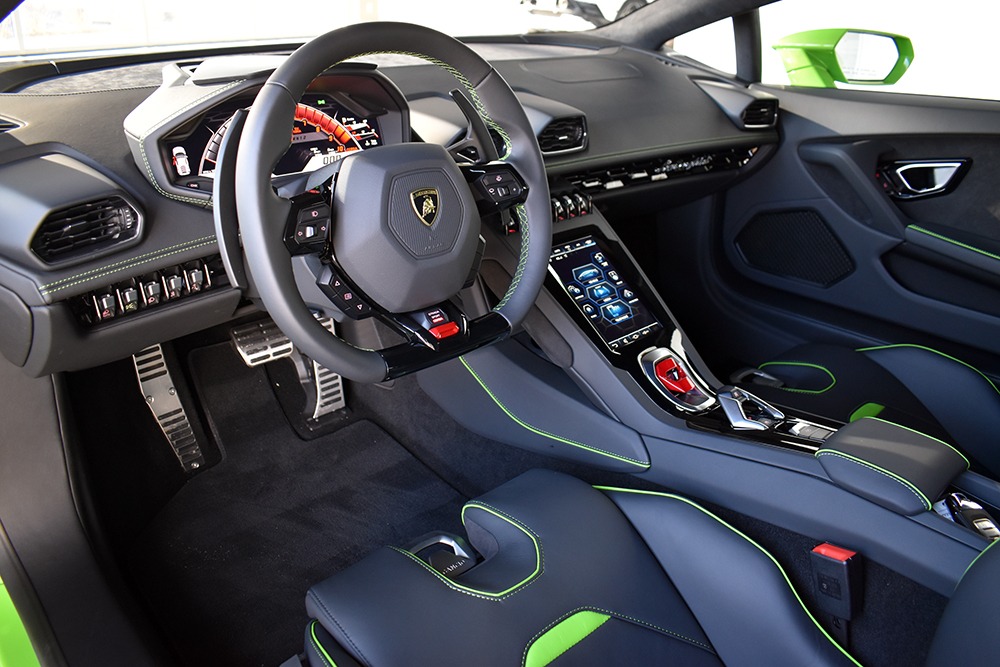2021 Lamborghini Huracan Image 3