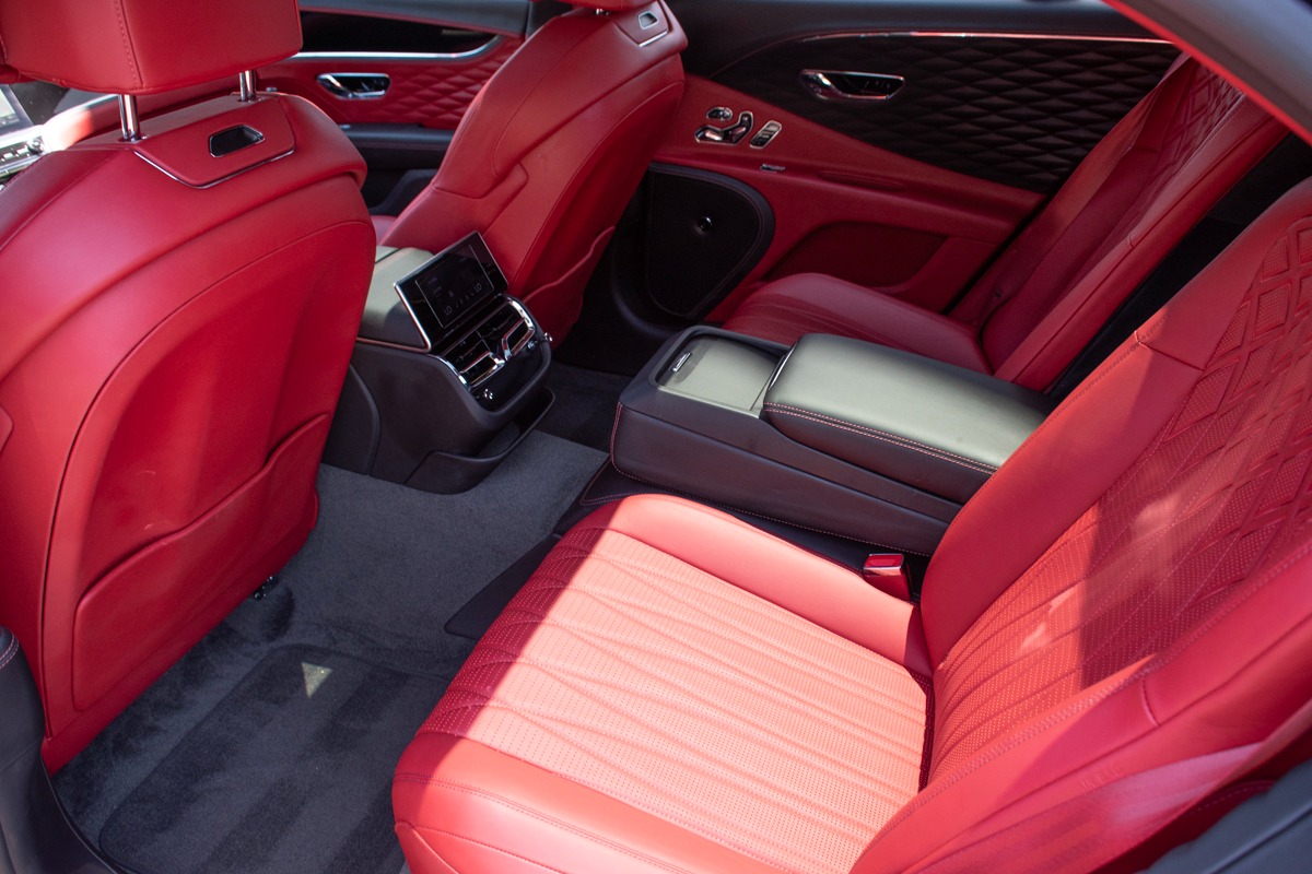 2021 Bentley Flying Spur Image 39