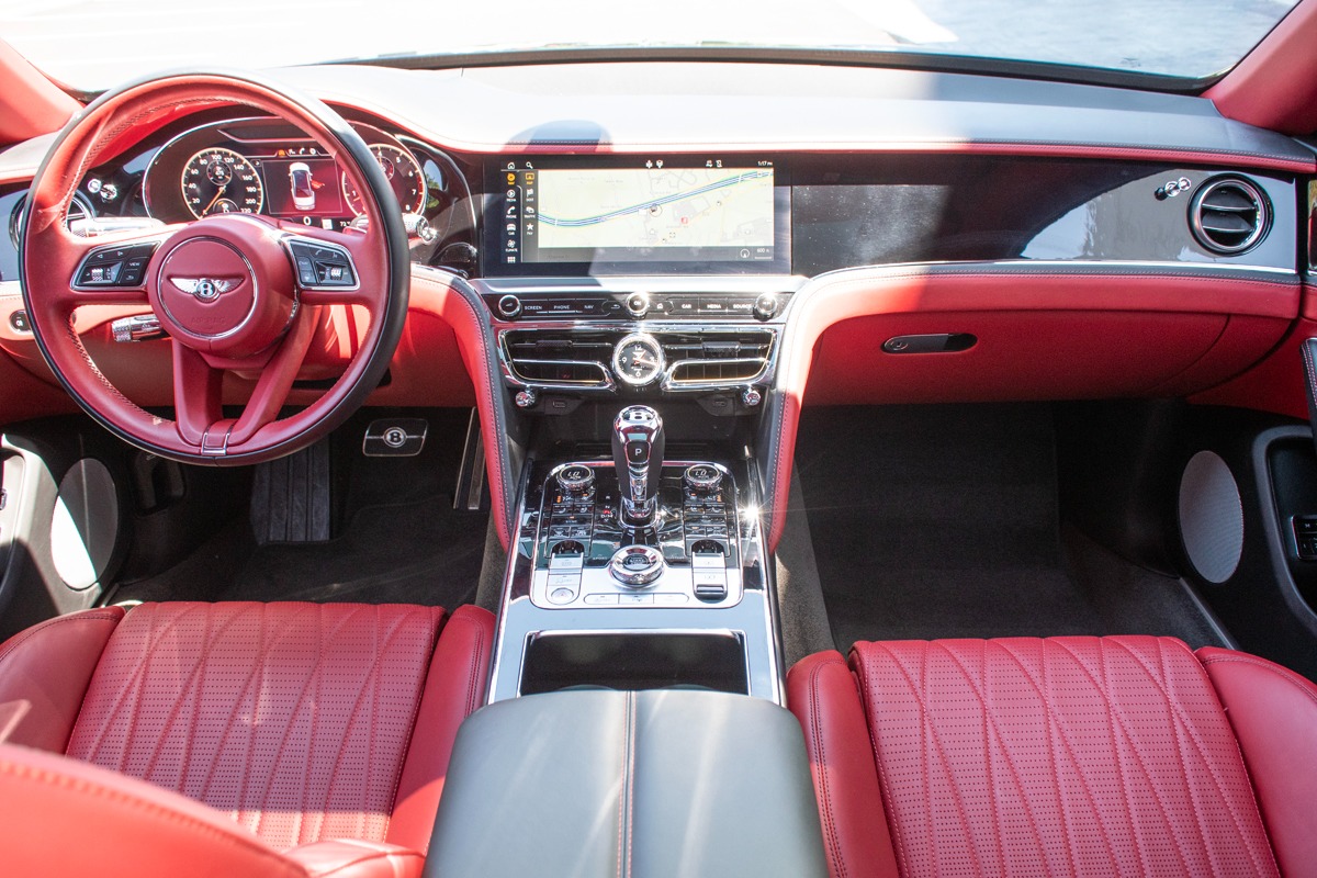 2021 Bentley Flying Spur Image 4