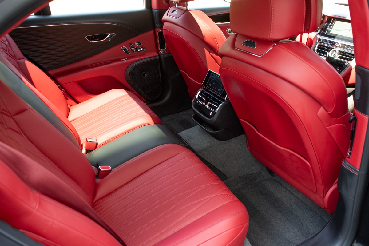 2021 Bentley Flying Spur Image 43