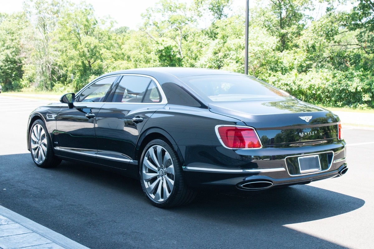 2021 Bentley Flying Spur Image 45