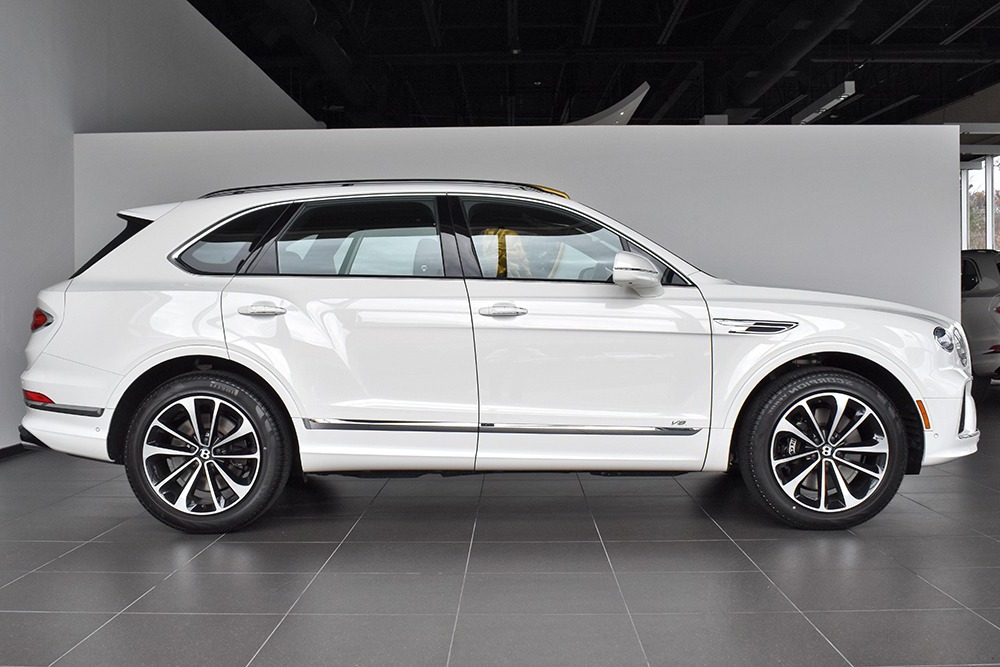 2021 Bentley Bentayga V8 Image 5