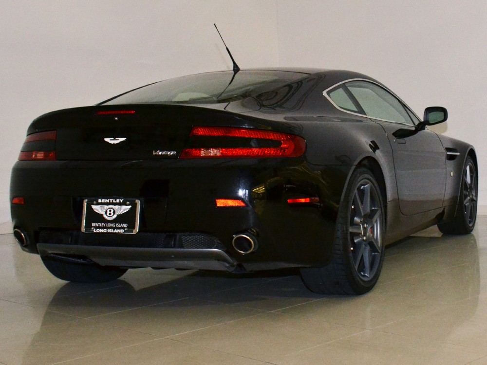 2007 Aston Martin V8 Vantage Image 2
