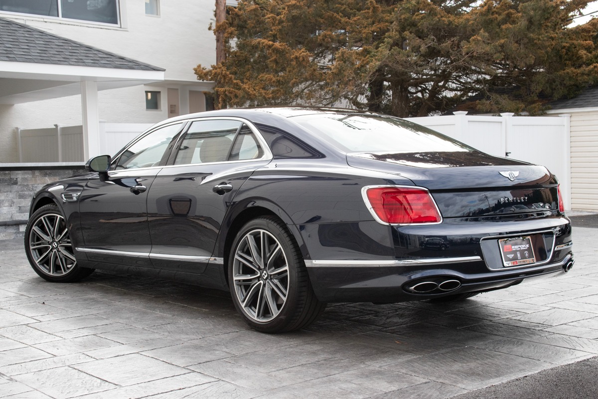 2021 Bentley Flying Spur V8 Image 15
