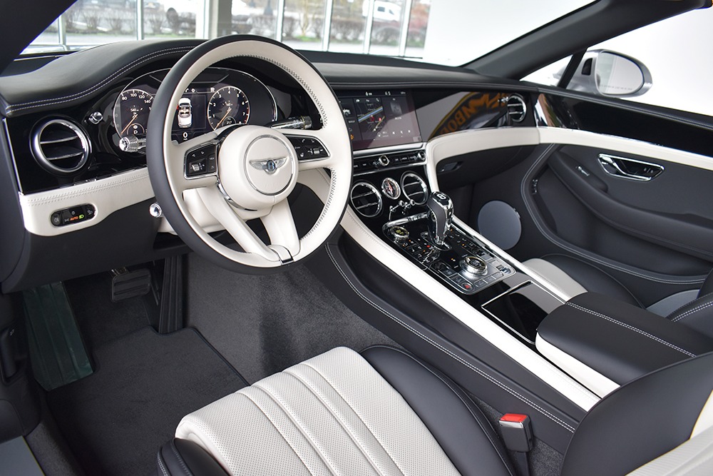 2021 Bentley Continental GT V8 Convertible Image 4