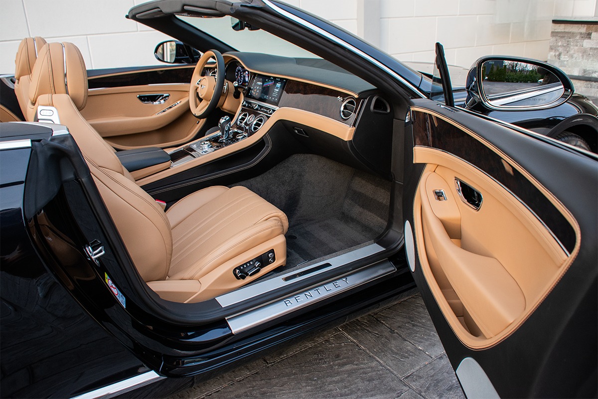 2021 Bentley Continental GT V8 Convertible Image 19