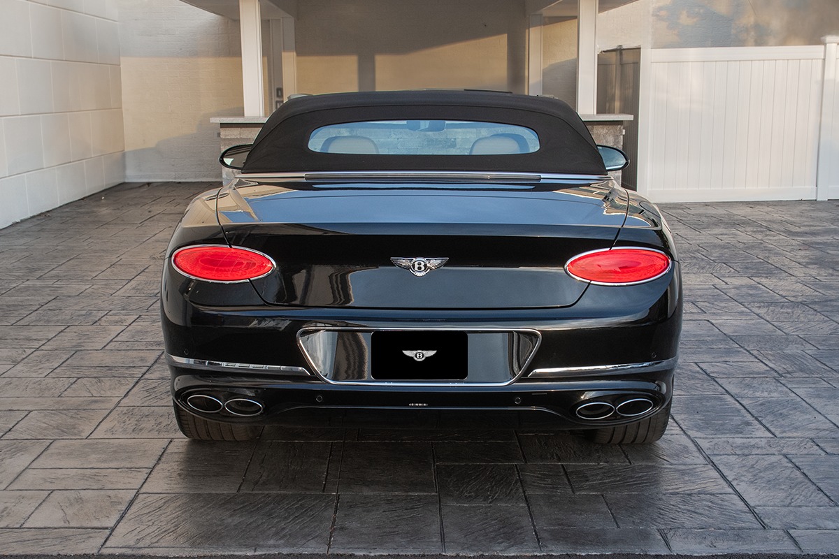 2021 Bentley Continental GT V8 Convertible Image 23
