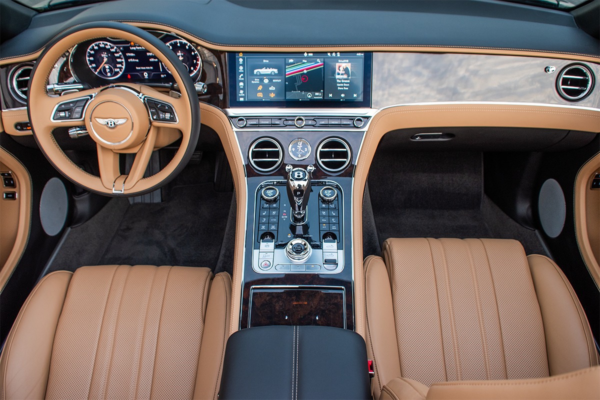 2021 Bentley Continental GT V8 Convertible Image 4
