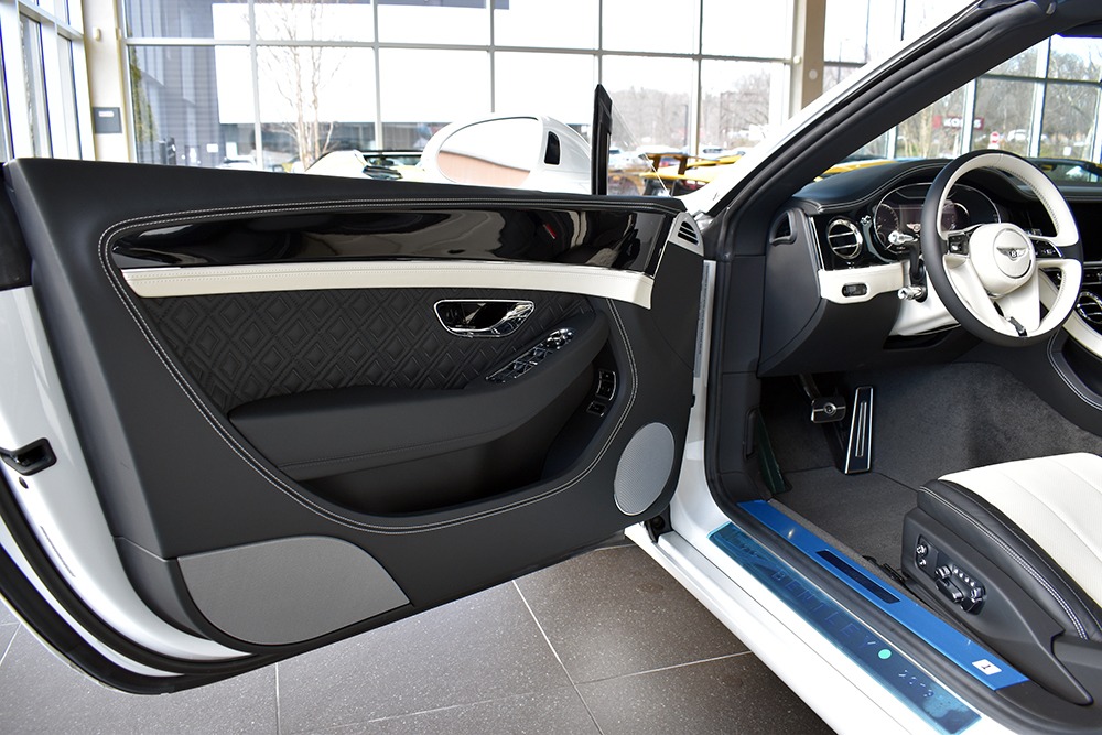 2021 Bentley Continental GT Convertible Image 7