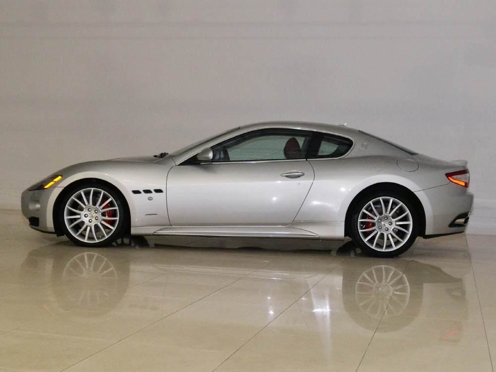 2010 Maserati GranTurismo Image 11