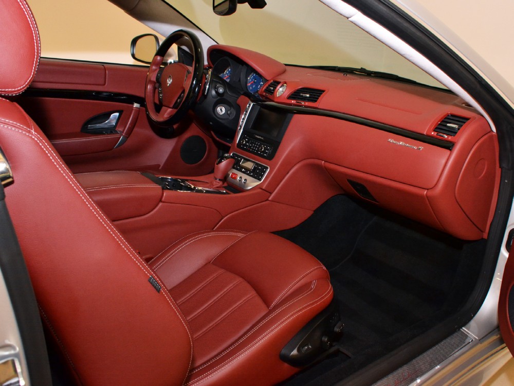 2010 Maserati GranTurismo Image 16