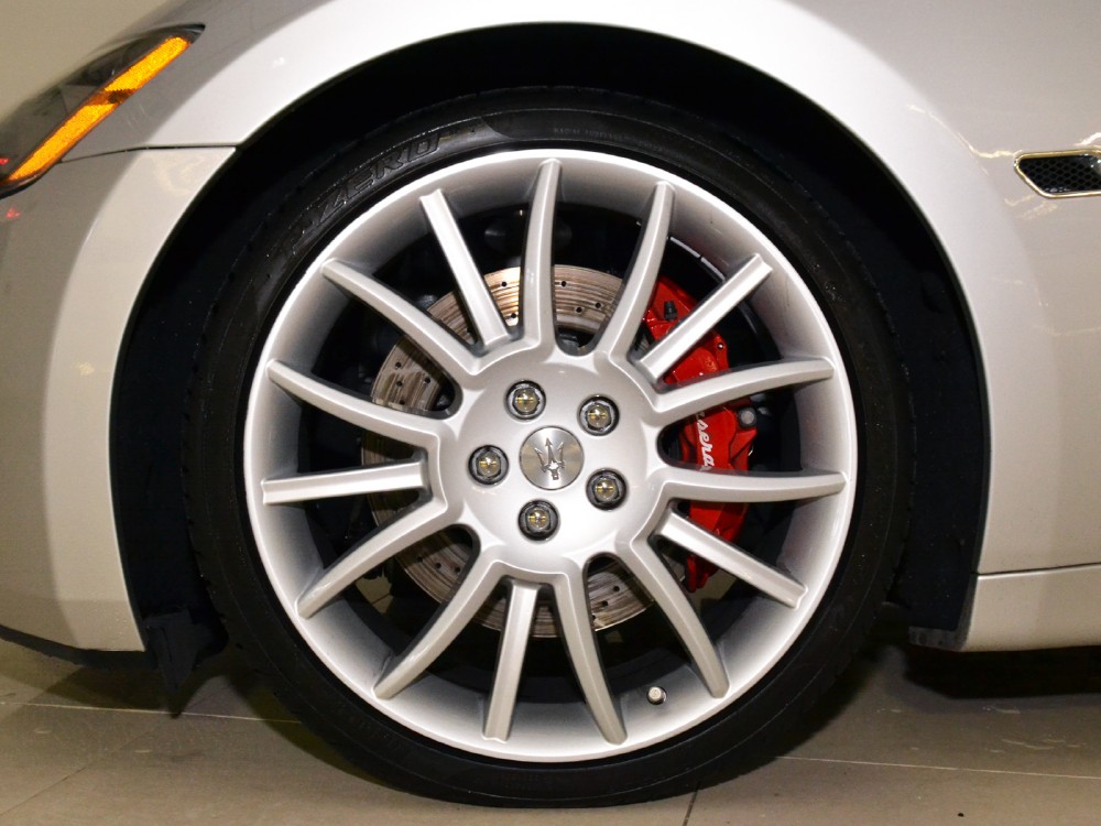 2010 Maserati GranTurismo Image 4