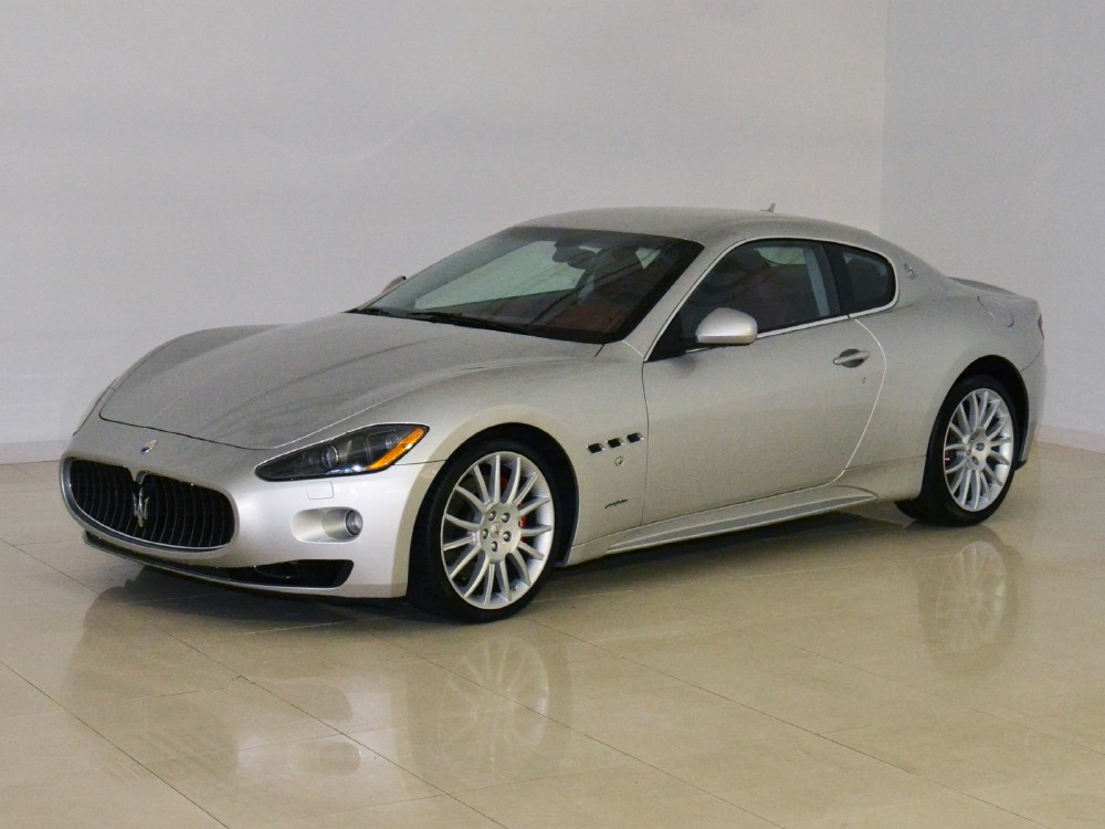 2010 Maserati GranTurismo Image 1