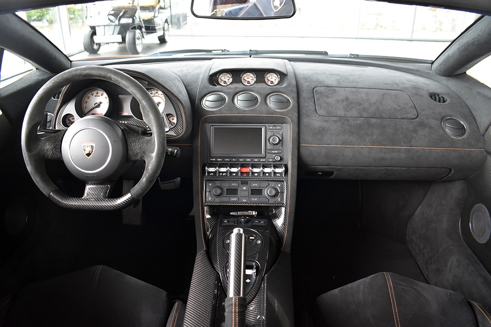 2011 Lamborghini Gallardo Image 9