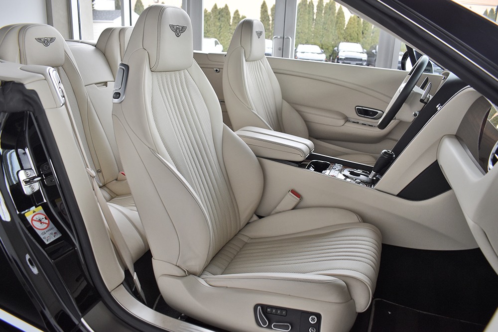 2016 Bentley Continental GT V8 Convertible Image 5