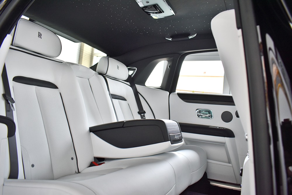 2021 Rolls-Royce Ghost Image 10