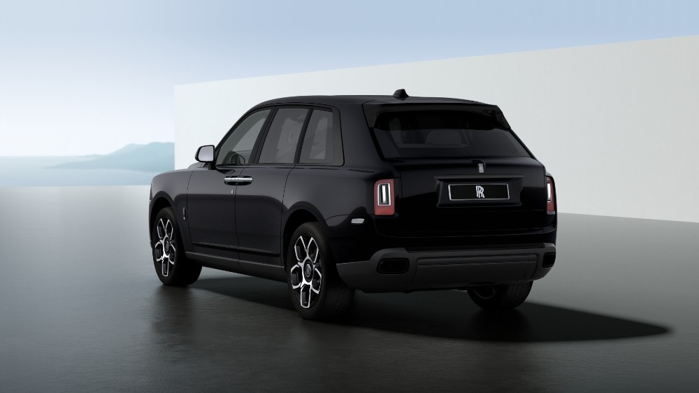 2021 Rolls-Royce Cullinan Image 3