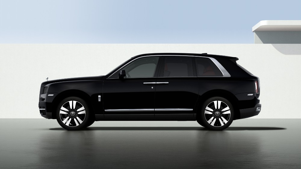 2021 Rolls-Royce Cullinan Image 2