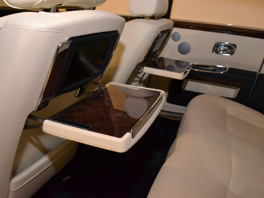 2011 Rolls-Royce Ghost Image 20
