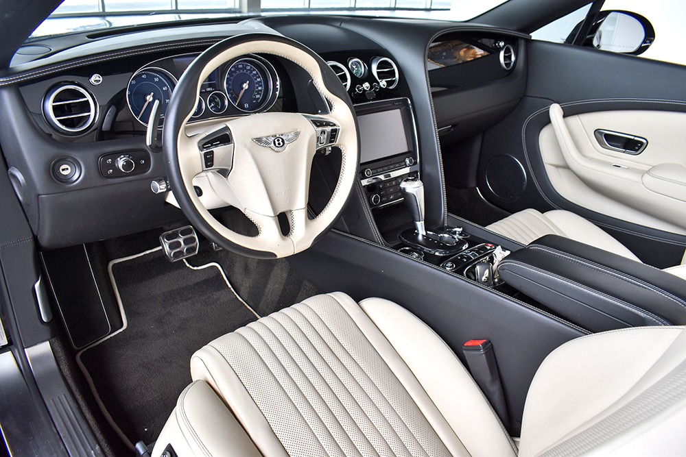 2016 Bentley Continental GT V8 S Convertible Image 4