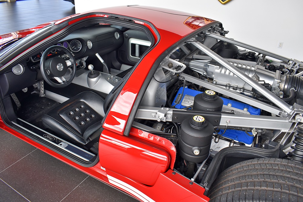 2005 Ford GT Image 13