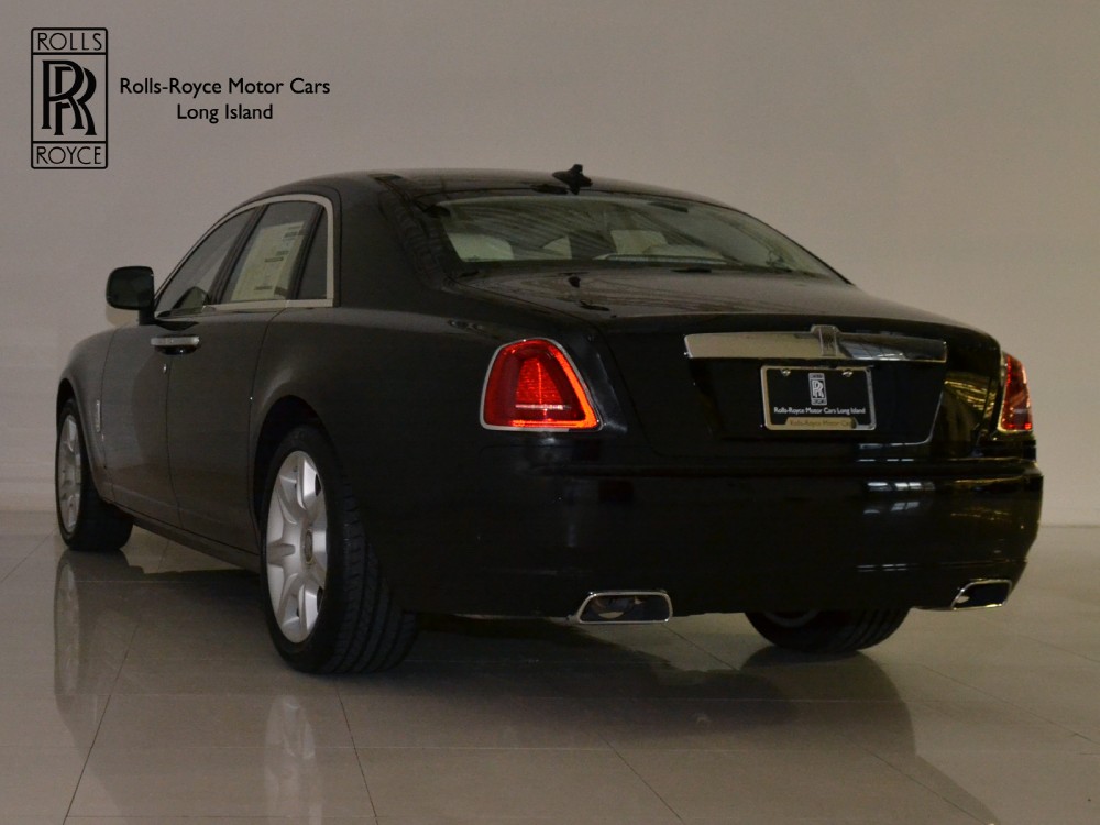 2011 Rolls-Royce Ghost Image 8