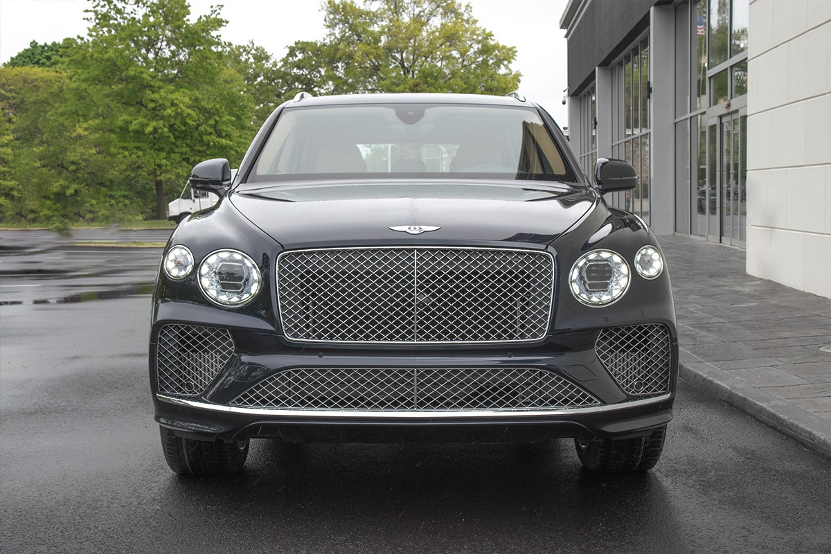 2021 Bentley Bentayga Hybrid Image 9