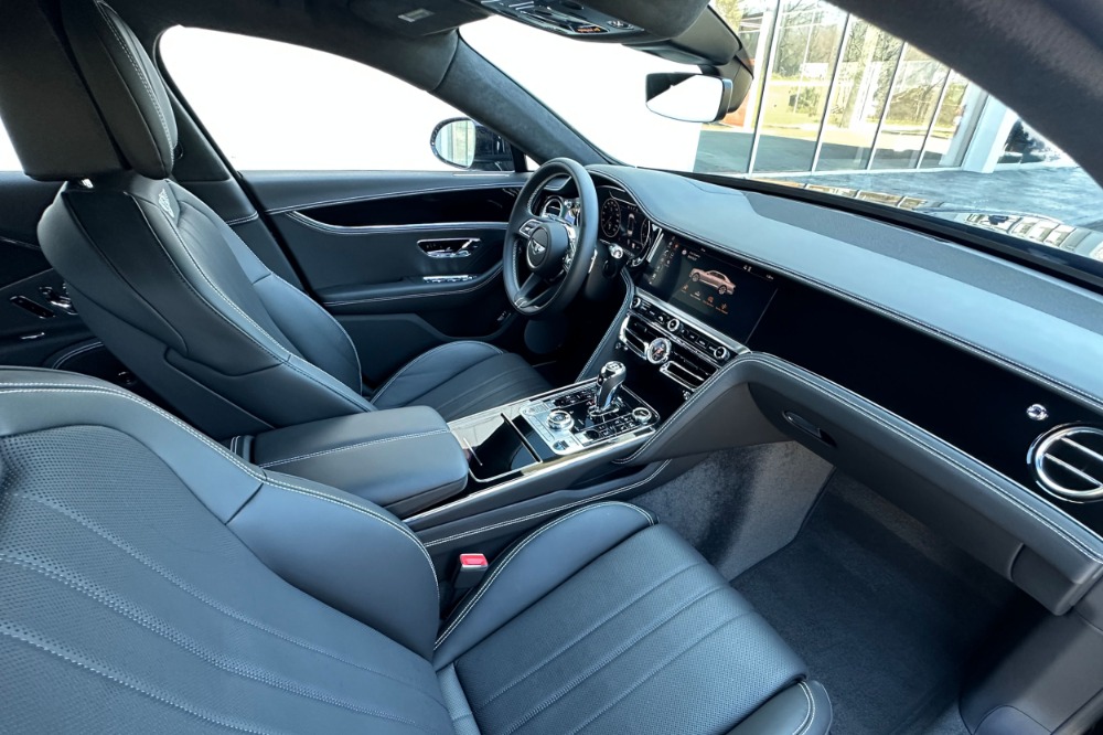 2021 Bentley Flying Spur V8 Image 2