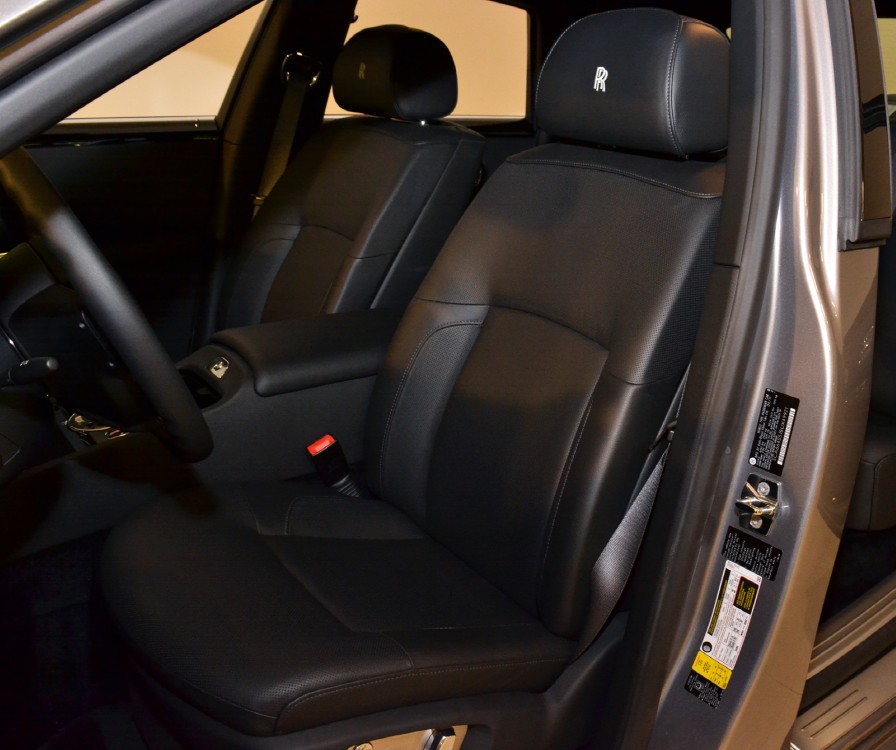 2011 Rolls-Royce Ghost Image 13