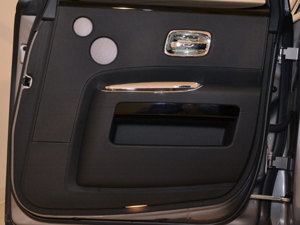 2011 Rolls-Royce Ghost Image 27
